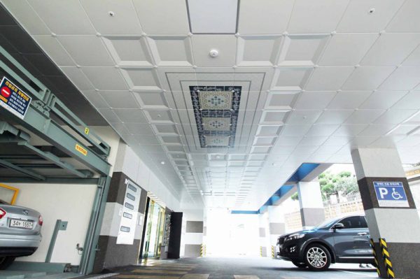 Ceiling-dmc-25