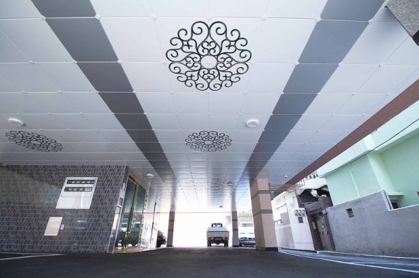 Ceiling-dmc-40
