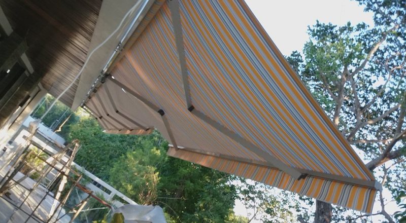 best-retractable-awnings-04